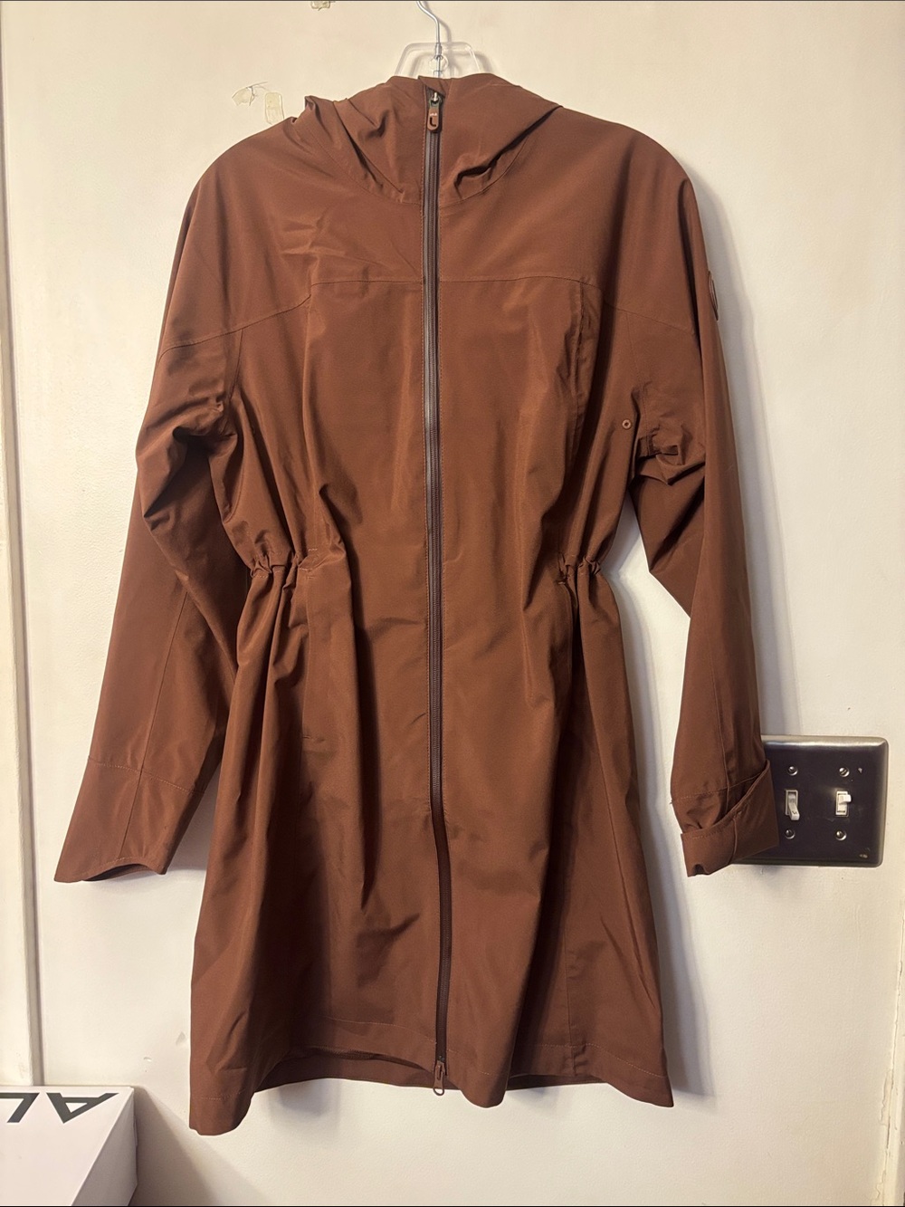 LoLe Hooded Long Rain Jacket - Brown